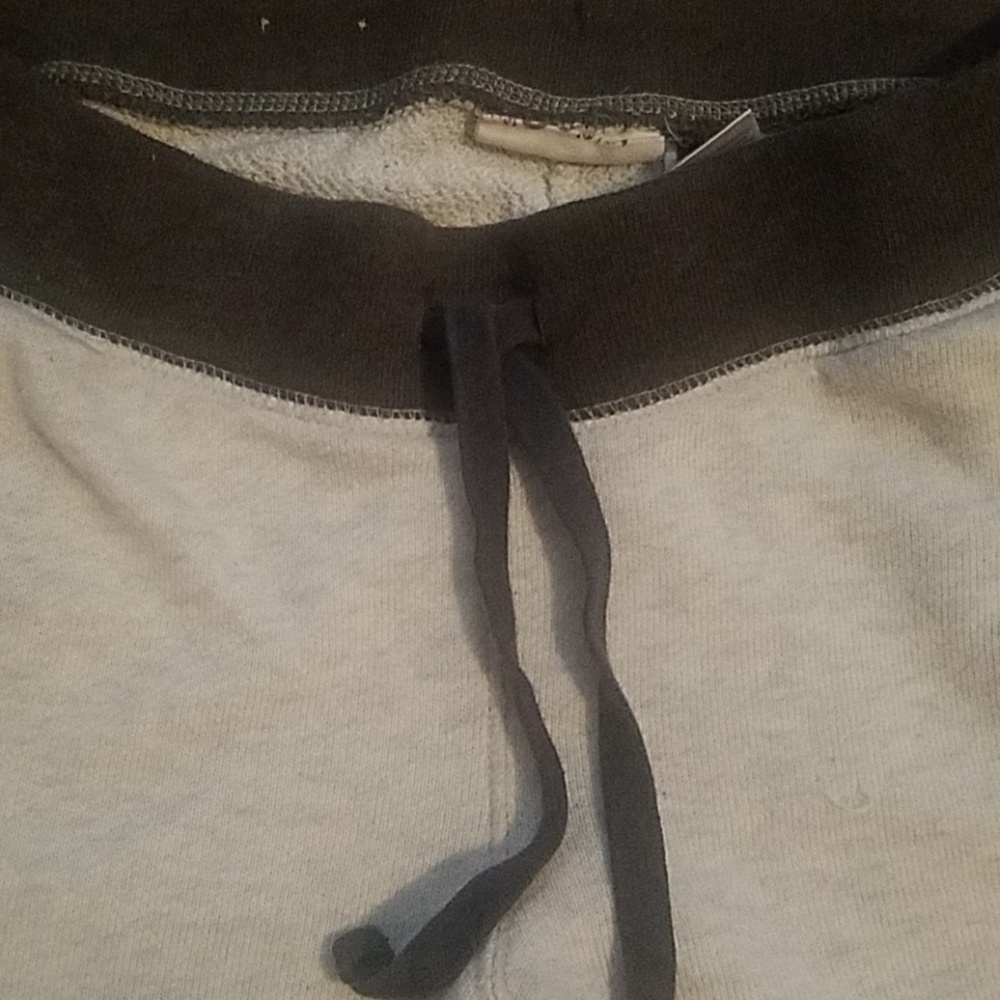 Sweatpants - Picture 2 of 3